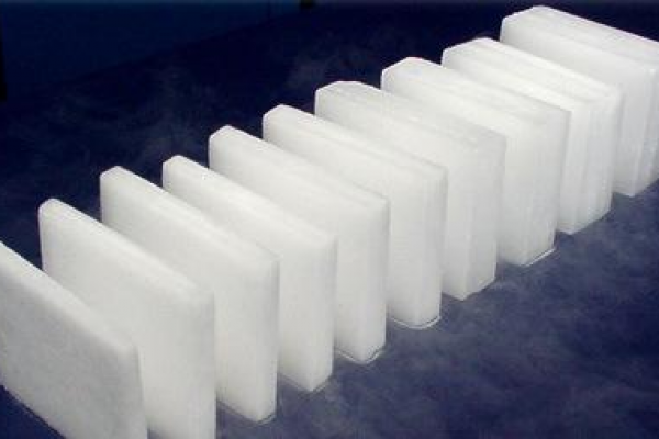 雪糕箱里干冰袋怎么放置