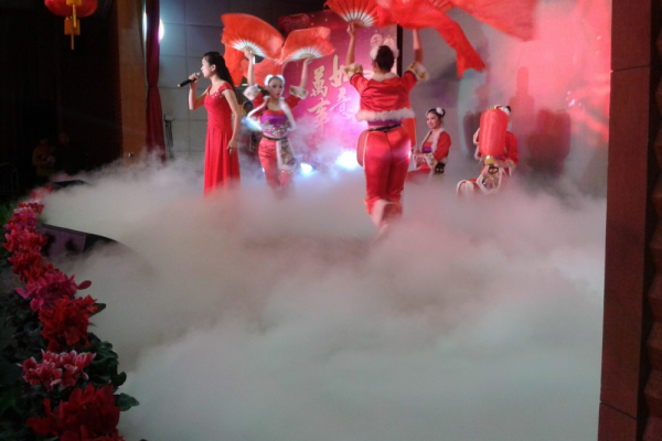 怎么比較干冰和冰的熔沸點(diǎn)