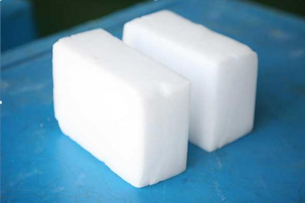 干冰最大的是多少（干冰有多硬）